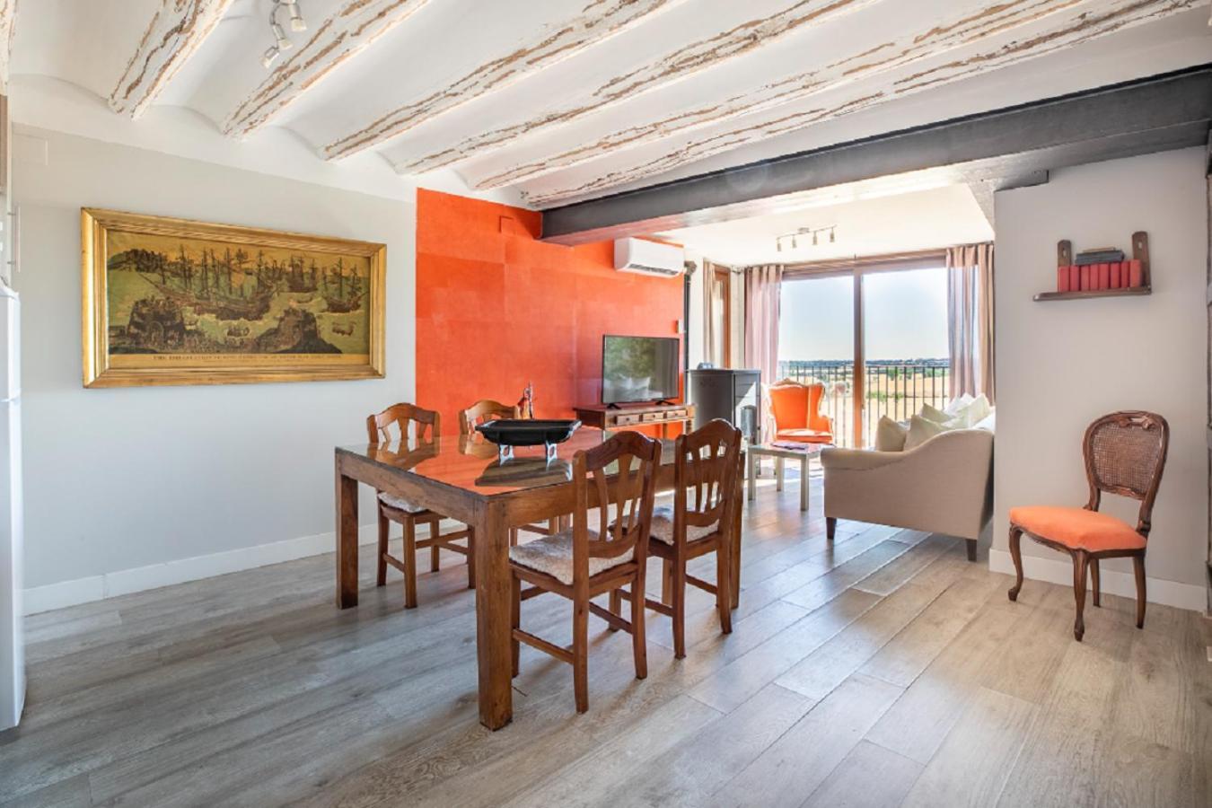 Apartamentos Vino Tinto Y Restaurante Tomate Rosa Adahuesca Dış mekan fotoğraf