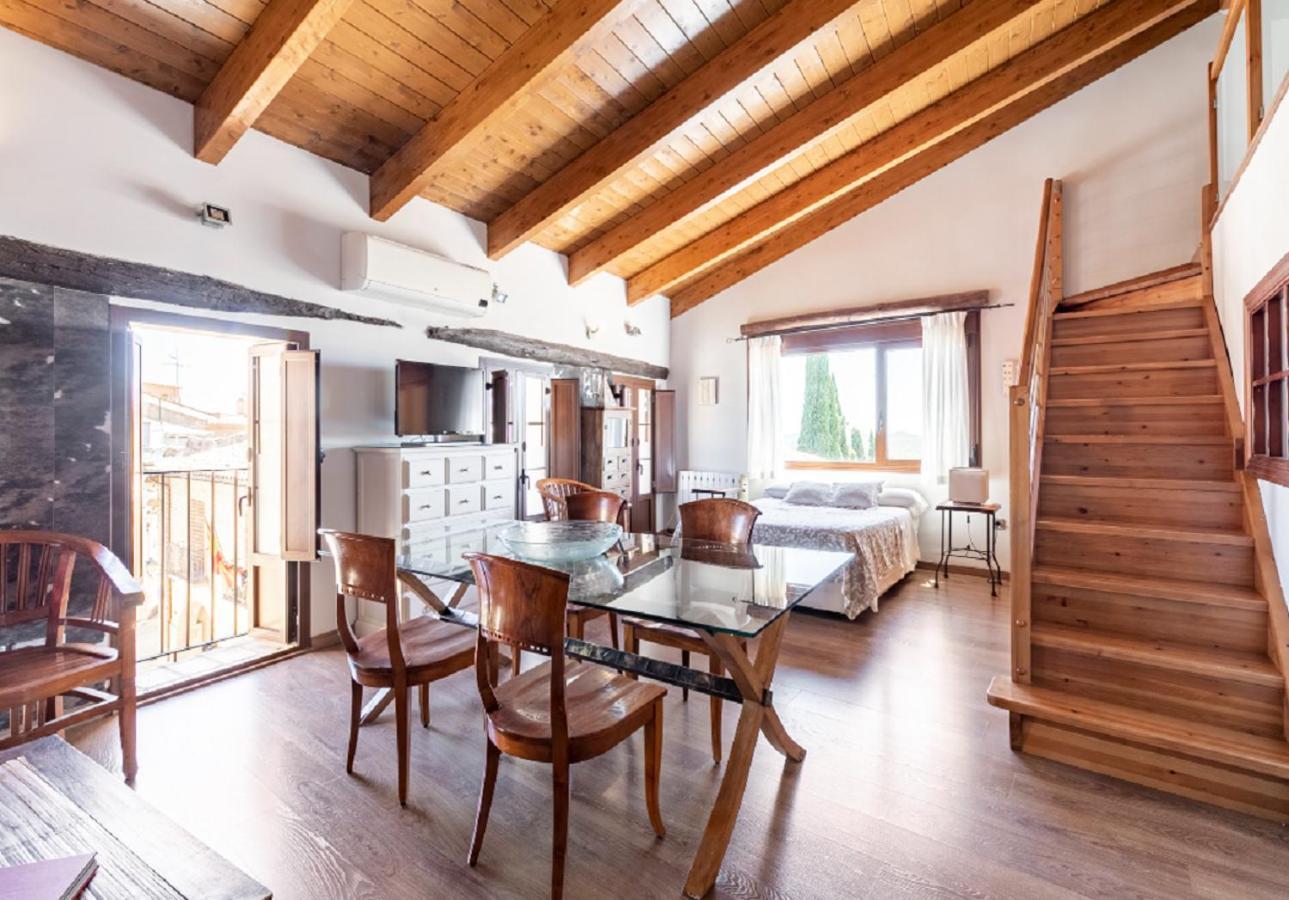 Apartamentos Vino Tinto Y Restaurante Tomate Rosa Adahuesca Dış mekan fotoğraf
